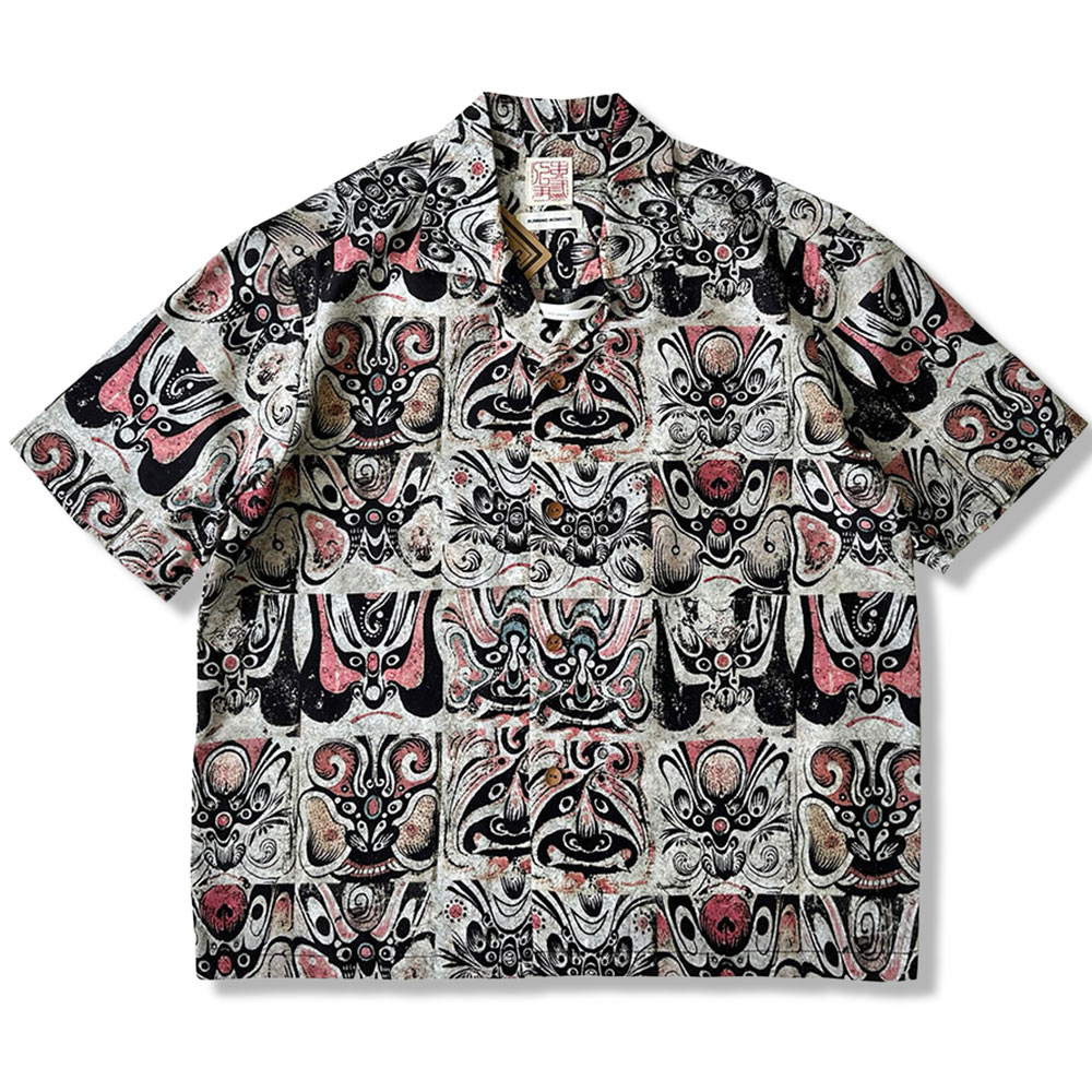 ユニークな臉譜柄開襟アロハシャツ