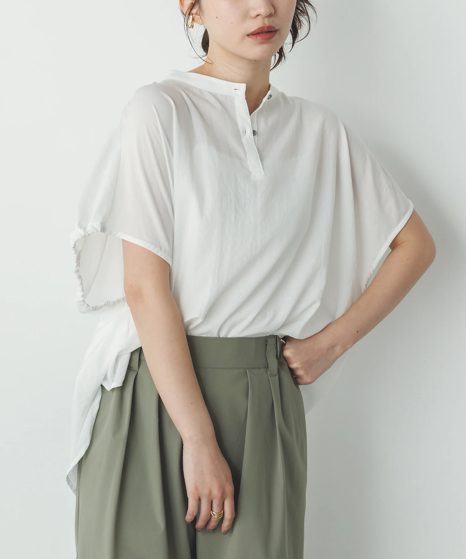 スパンローン ボリュームフレンチブラウス