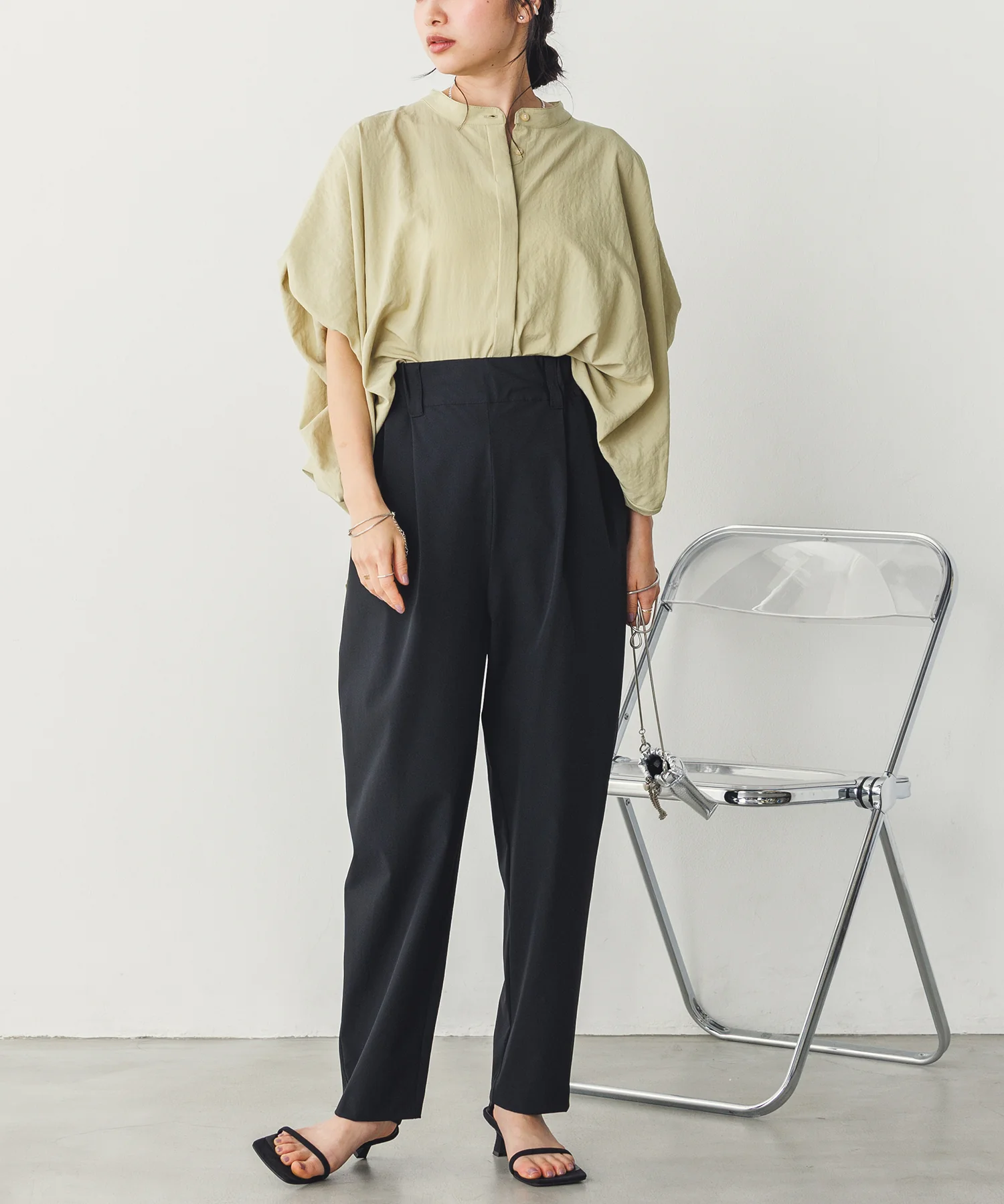 【新色追加】接触冷感テーパードパンツ