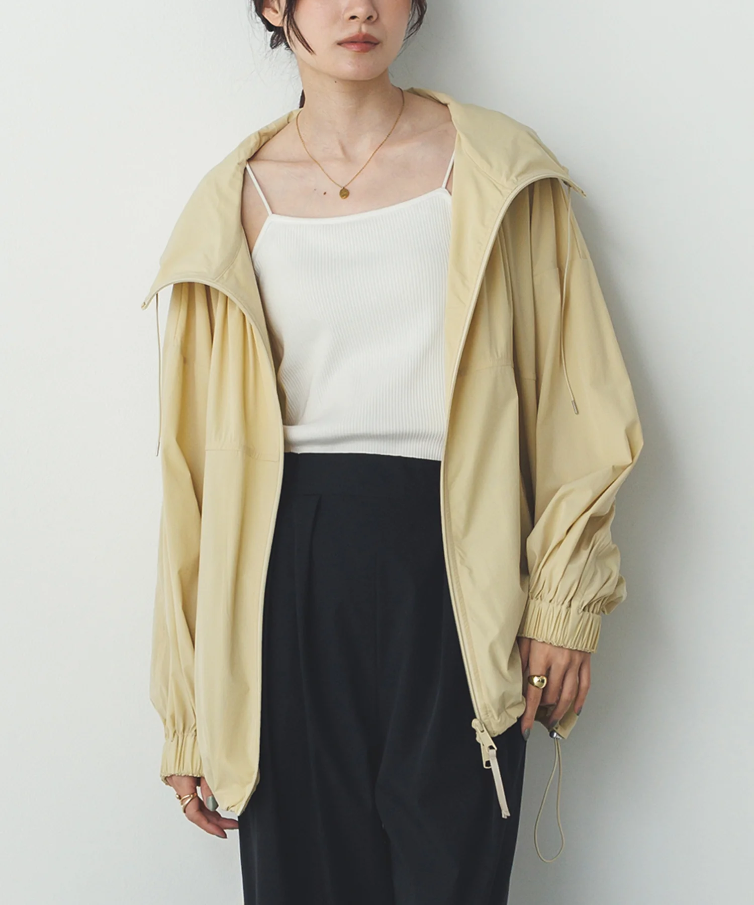 【接触冷感】フード付 ギャザーブルゾン