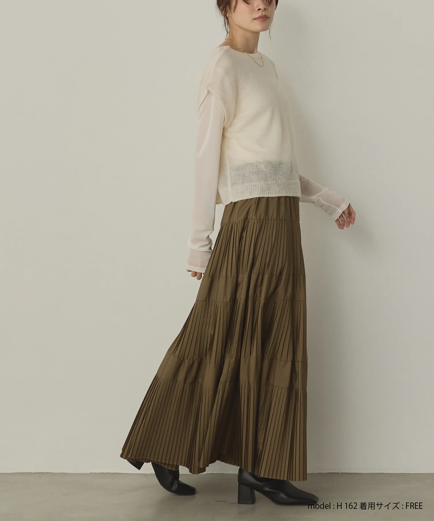 前後2WAY バックリボンシアーニット