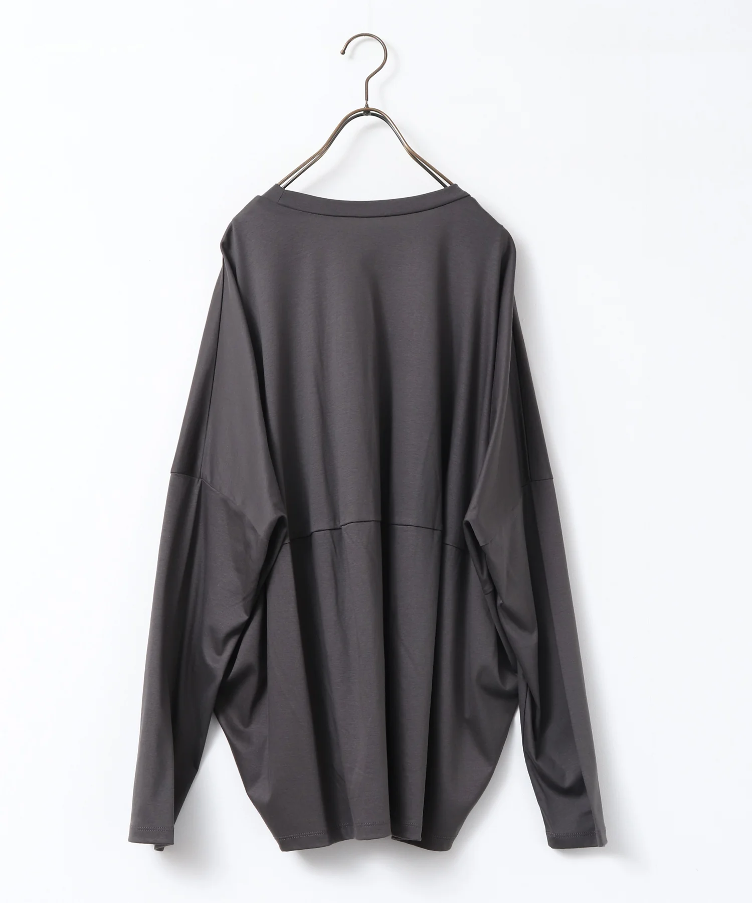 コクーンシルエット ロンT