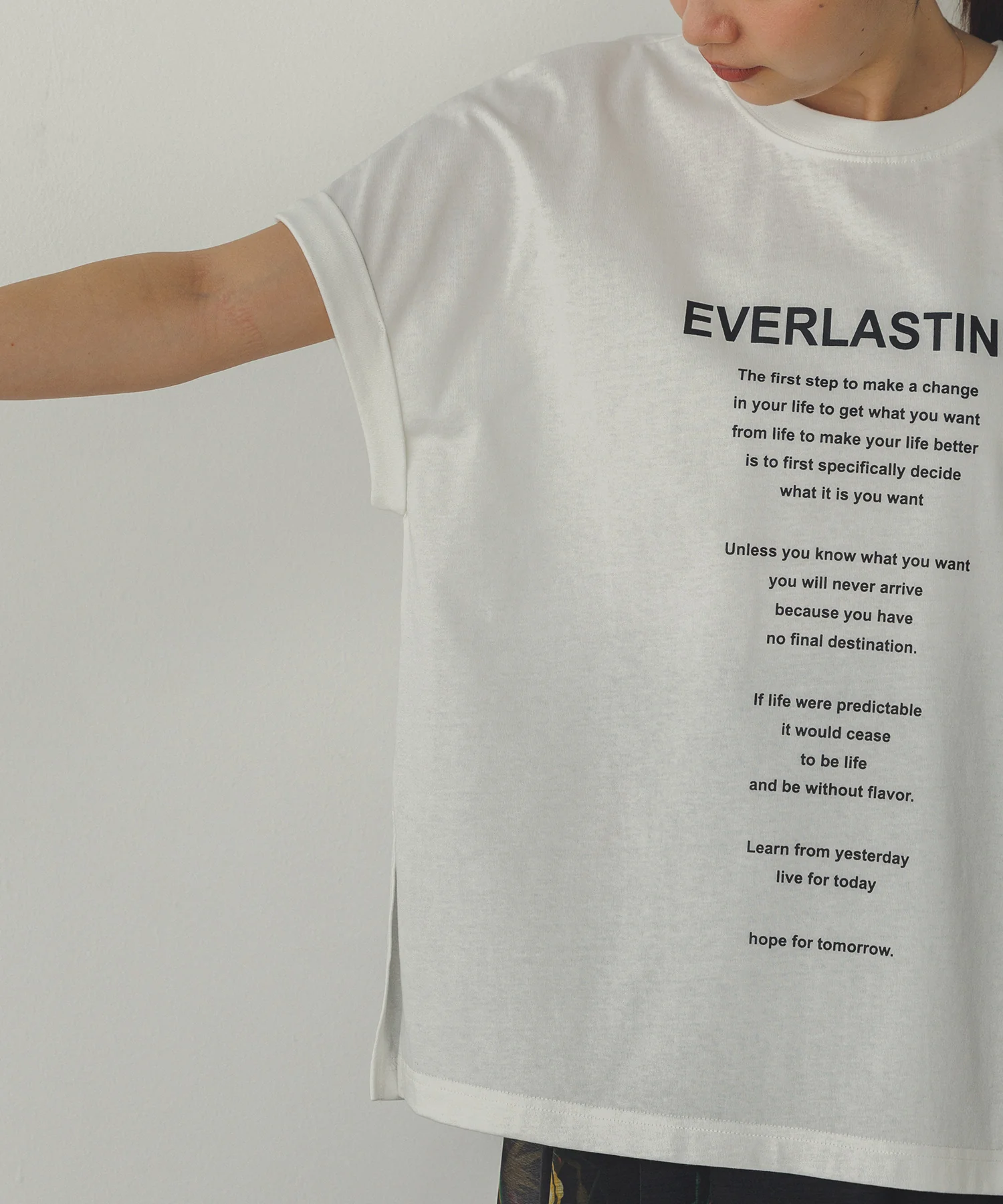 前後2WAY ロゴプリントTシャツ