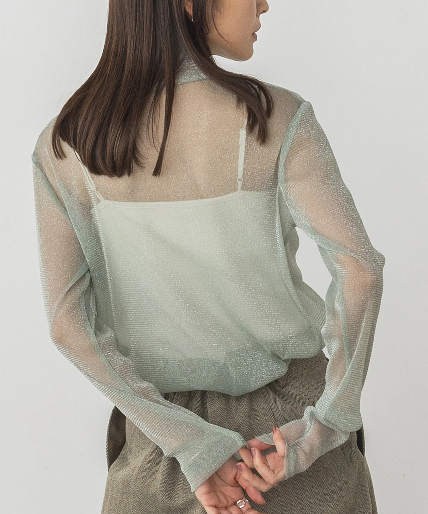 【新色追加】ラメシアー ハイネックトップス