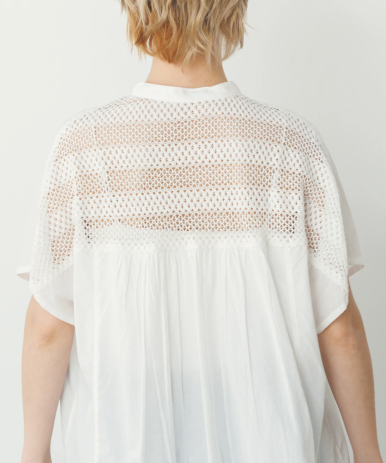 ピンタック レースシャツ