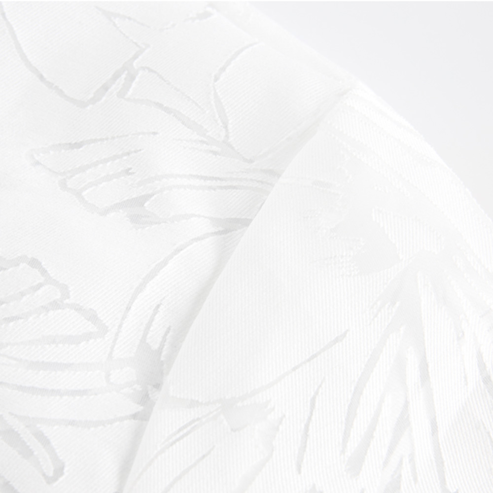 透かし彫り花柄　半袖開襟シャツ