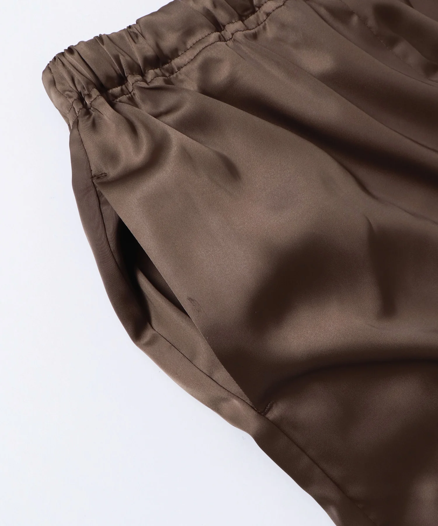 サテン ストレートイージーパンツ