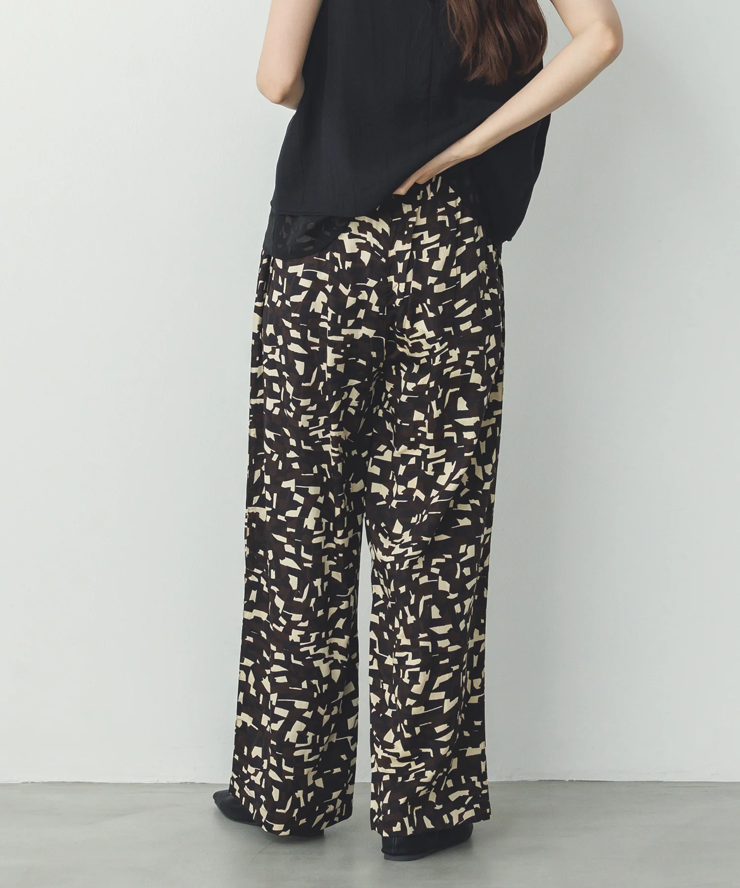 ジオメトリックプリント イージーパンツ