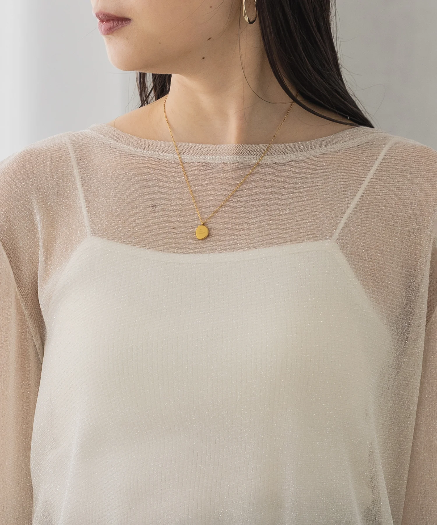 ラメシアークルーネックトップス