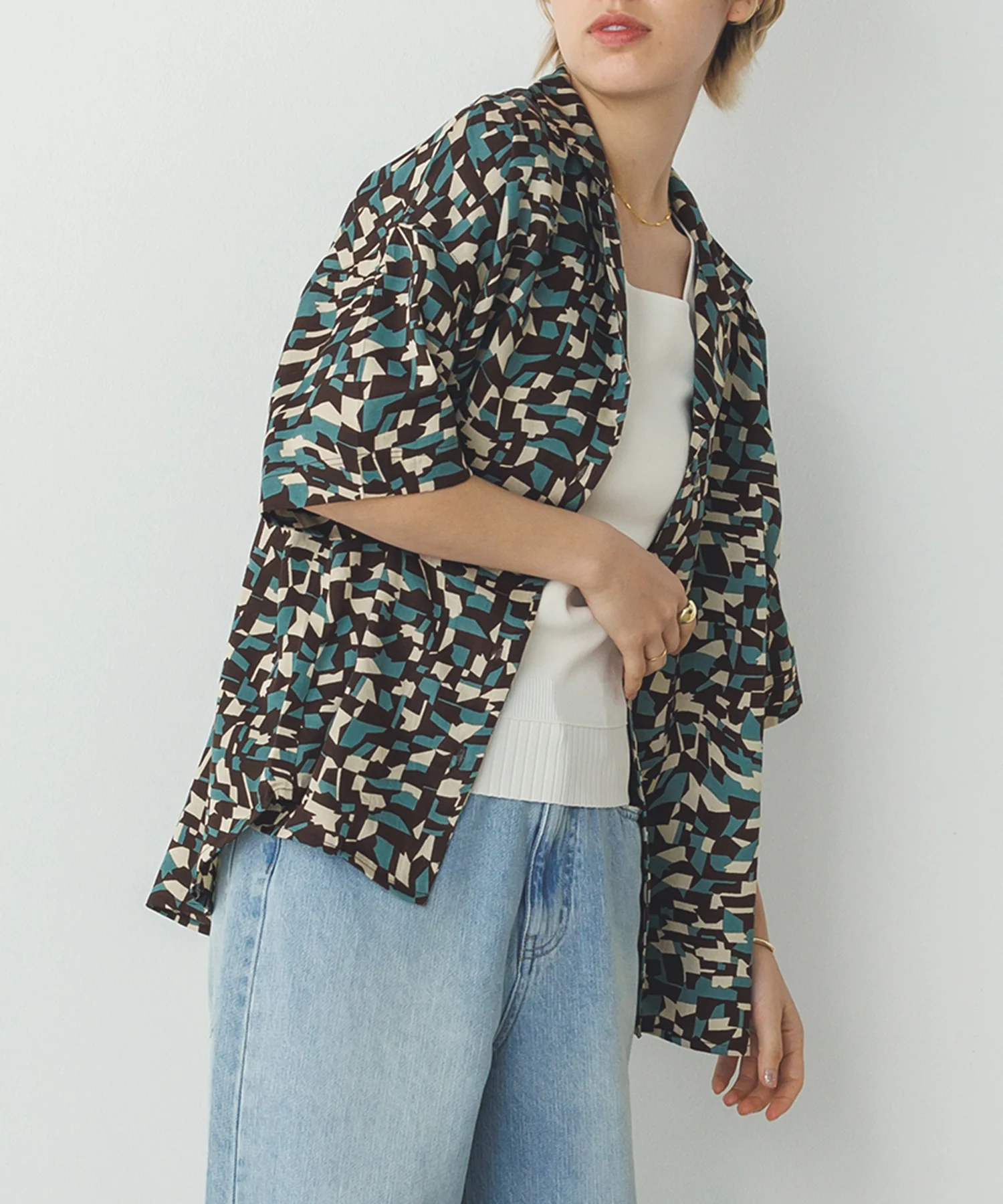 ジオメトリックプリント 半袖シャツ