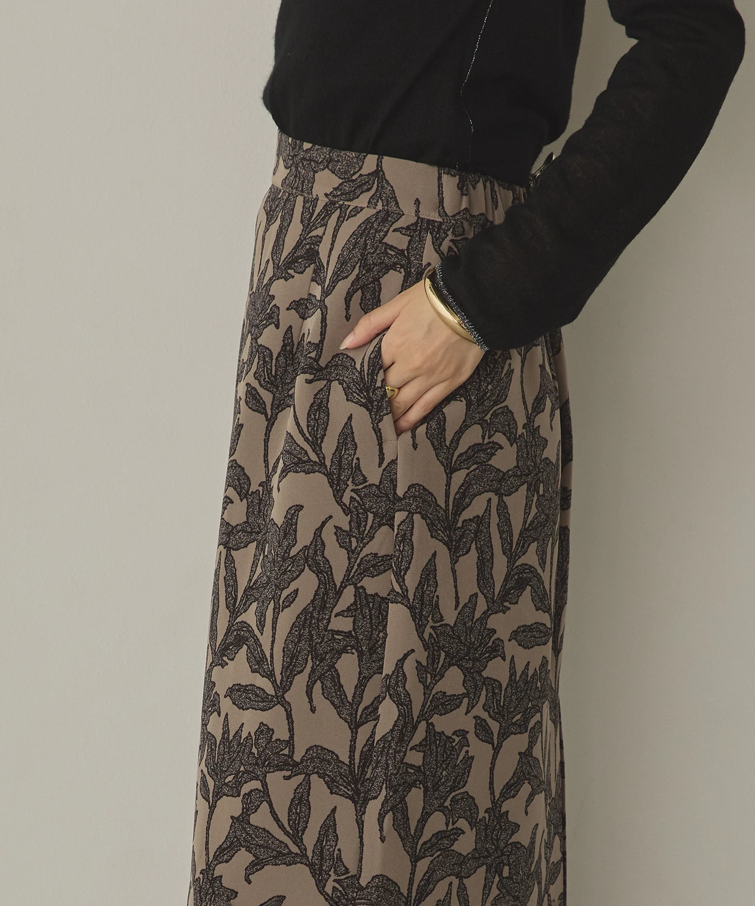 花柄プリント ナロースカート