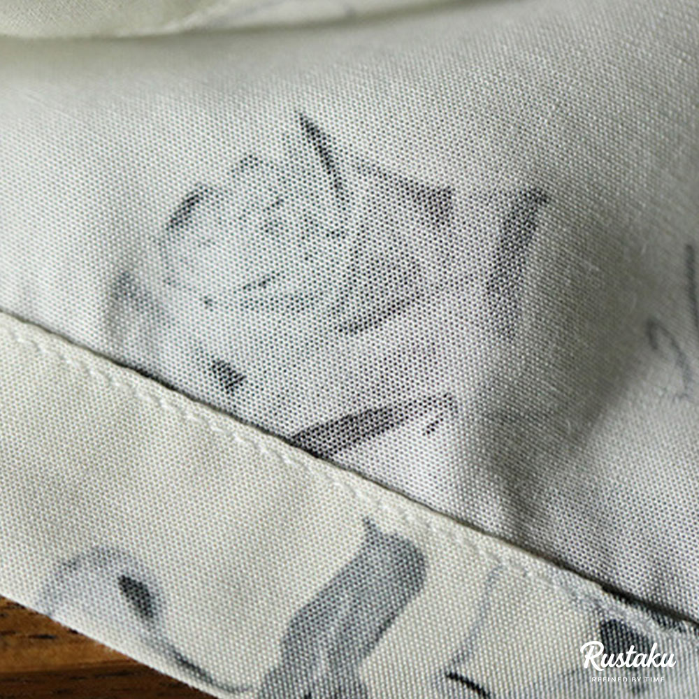 冷感リヨセル　サソリとバラの総柄アロハシャツ