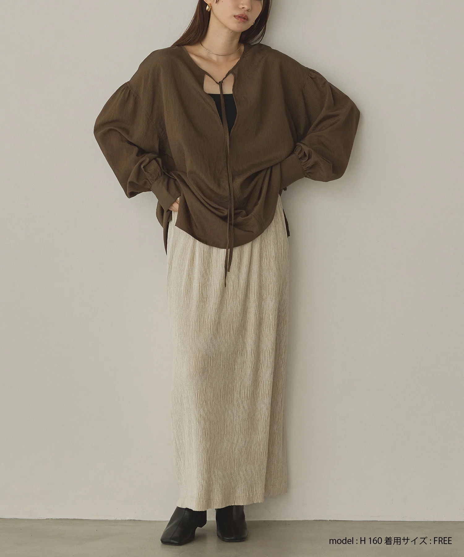 ベロアプリーツタイトスカート