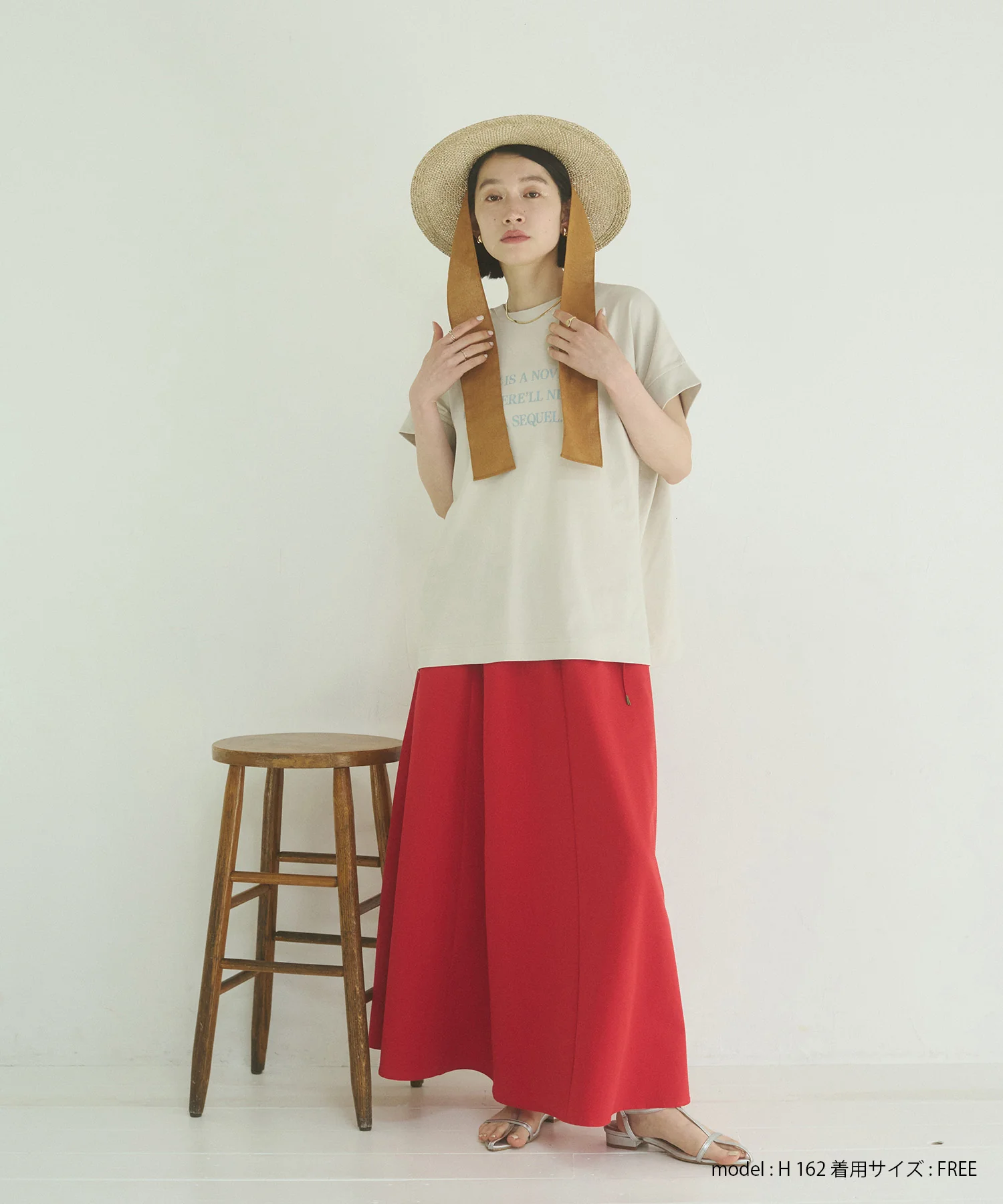 紫外線変化 ロゴTシャツ