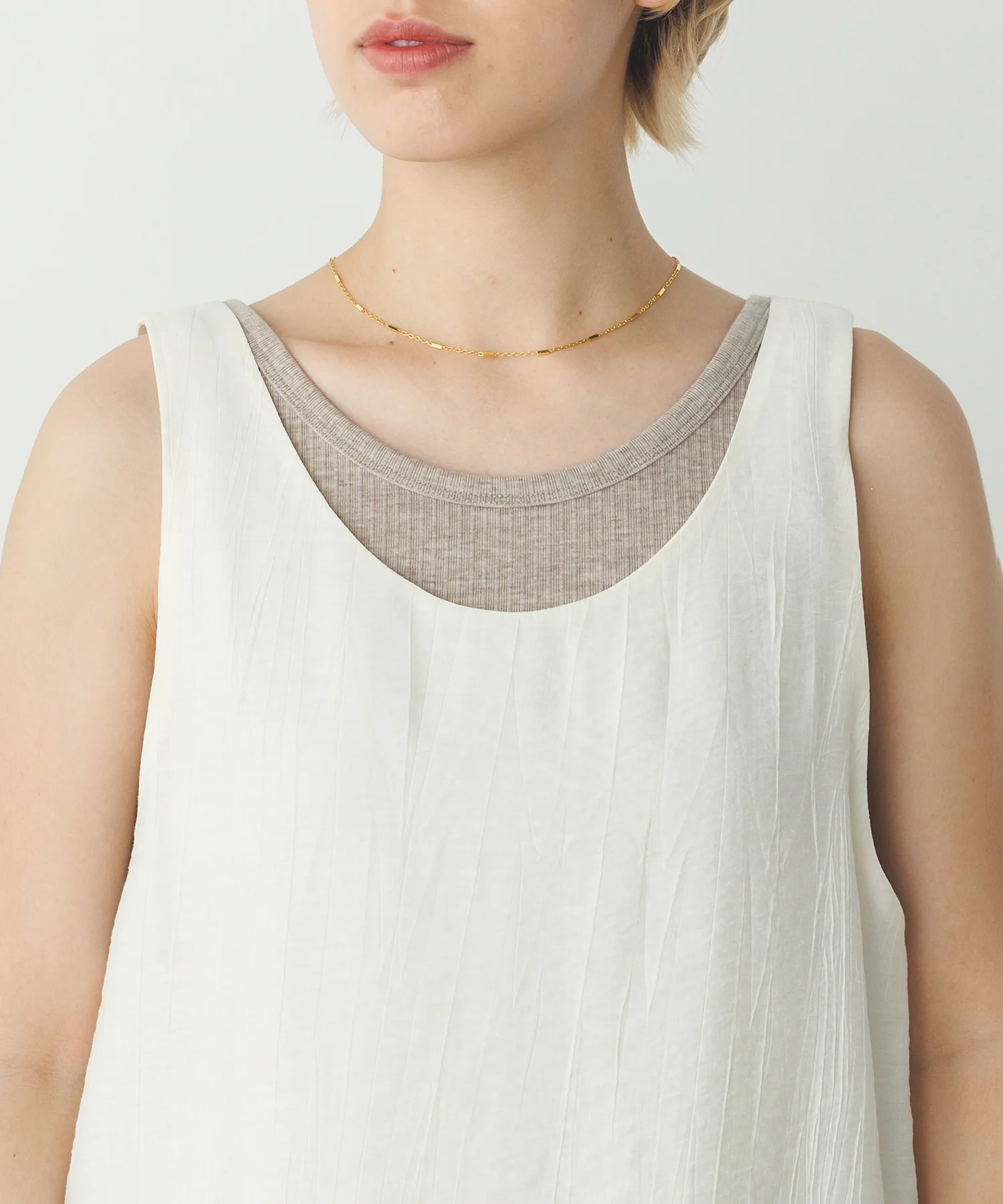 ワッシャーサテン ゆるタンクトップ