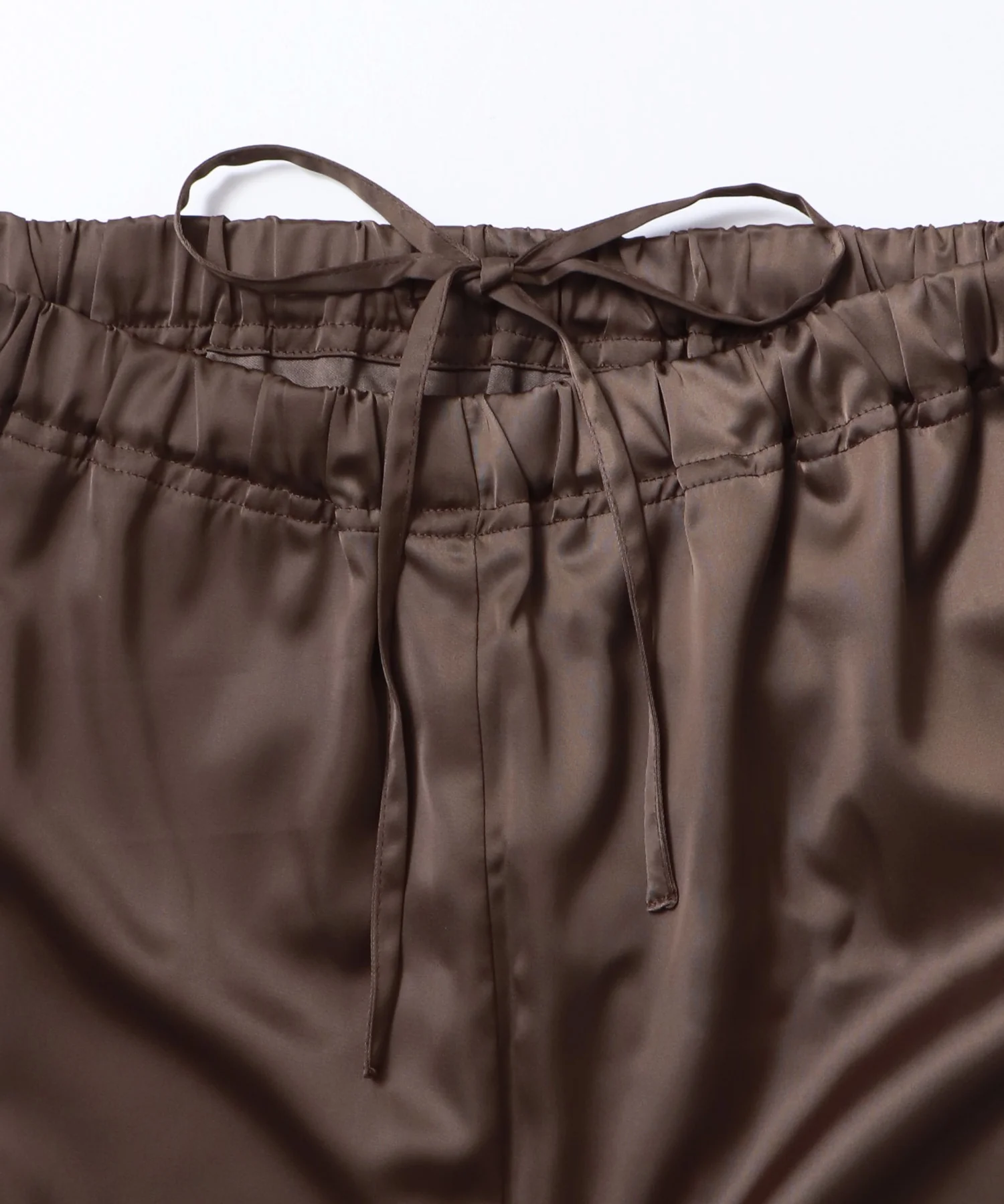 サテン ストレートイージーパンツ