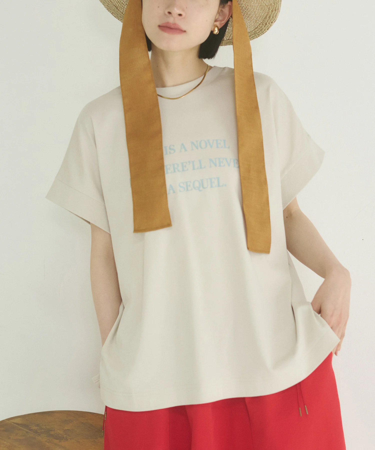 紫外線変化 ロゴTシャツ