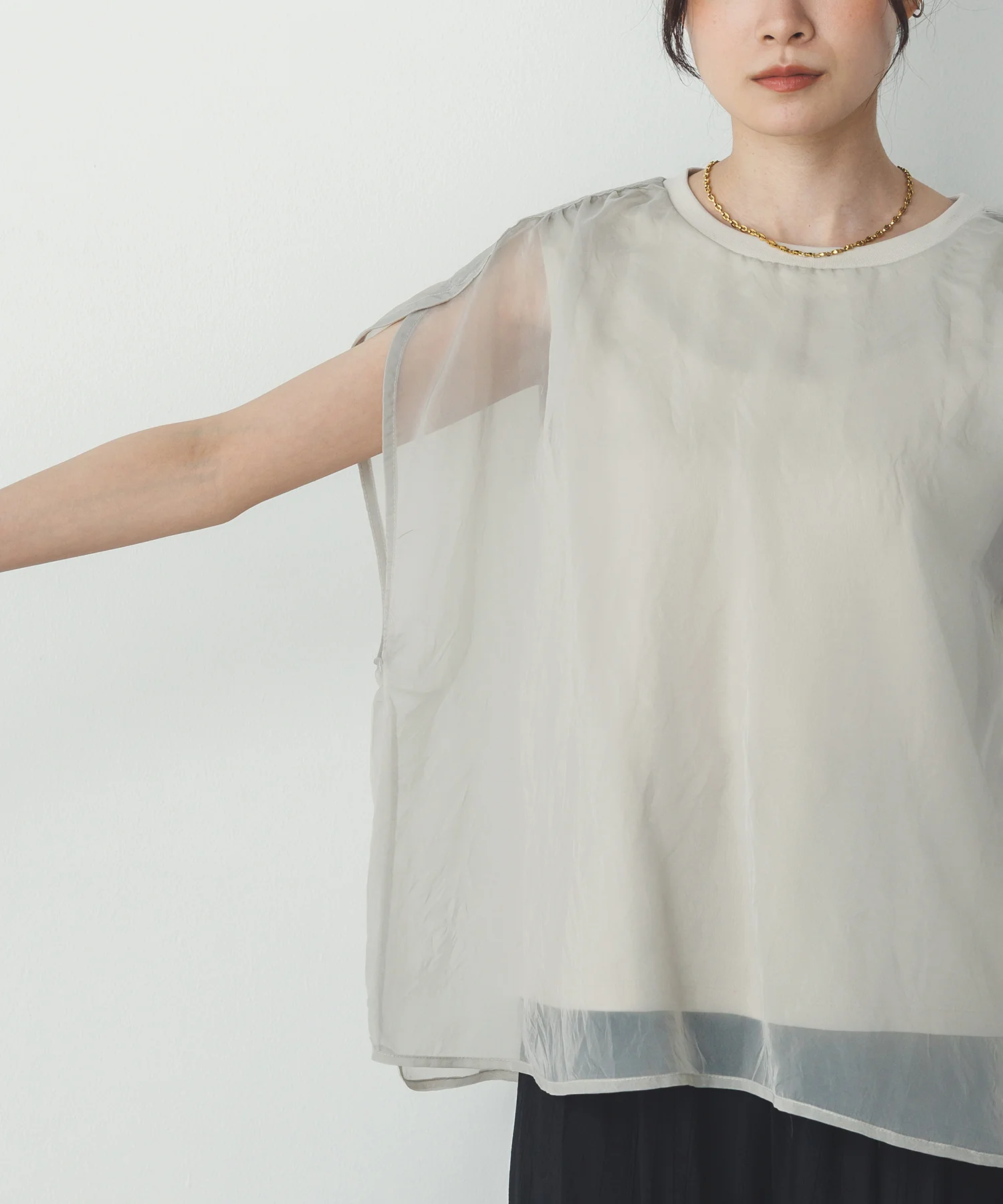 ニュアンス シアーレイヤードトップス