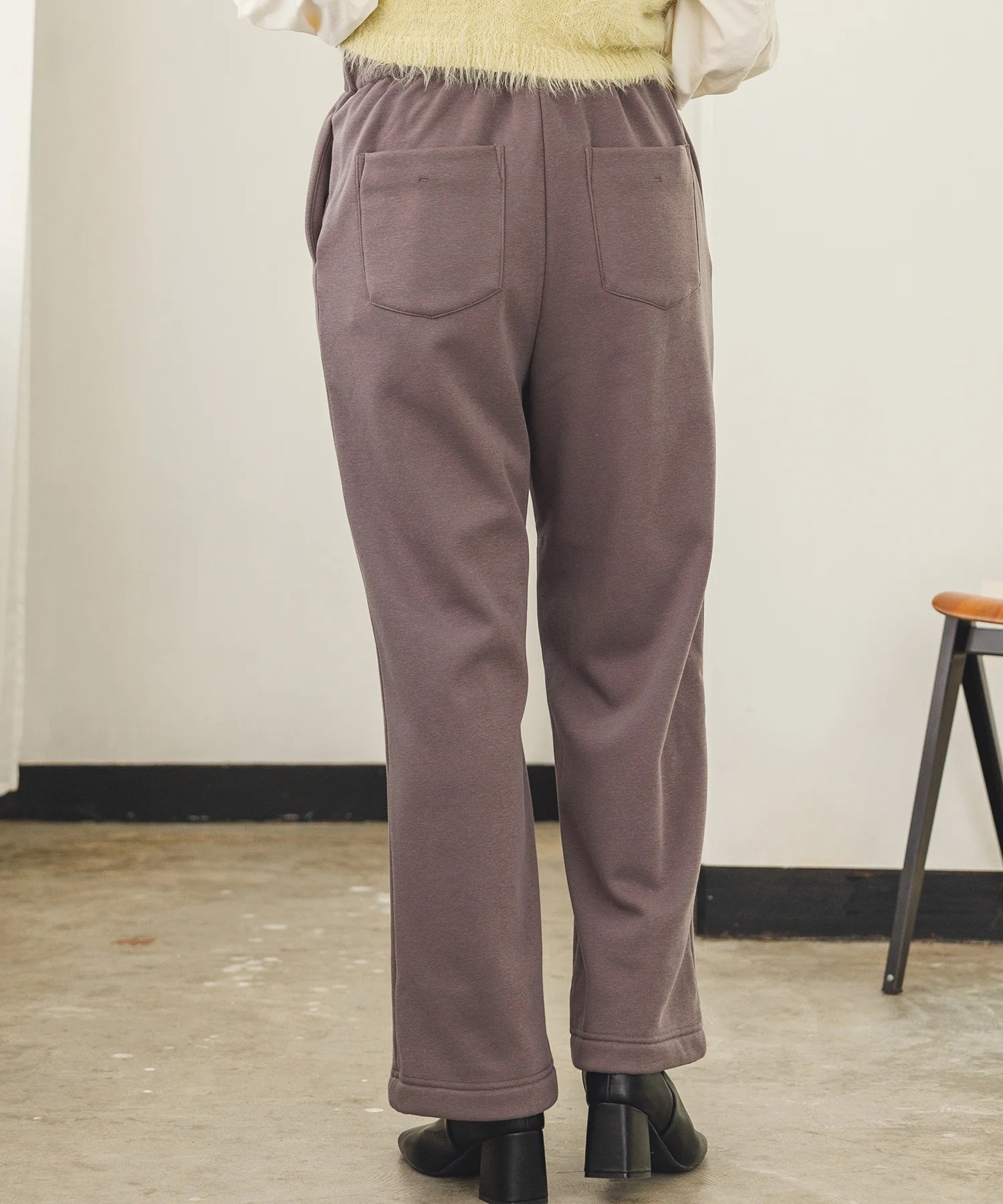 裏シャギーストレートパンツ