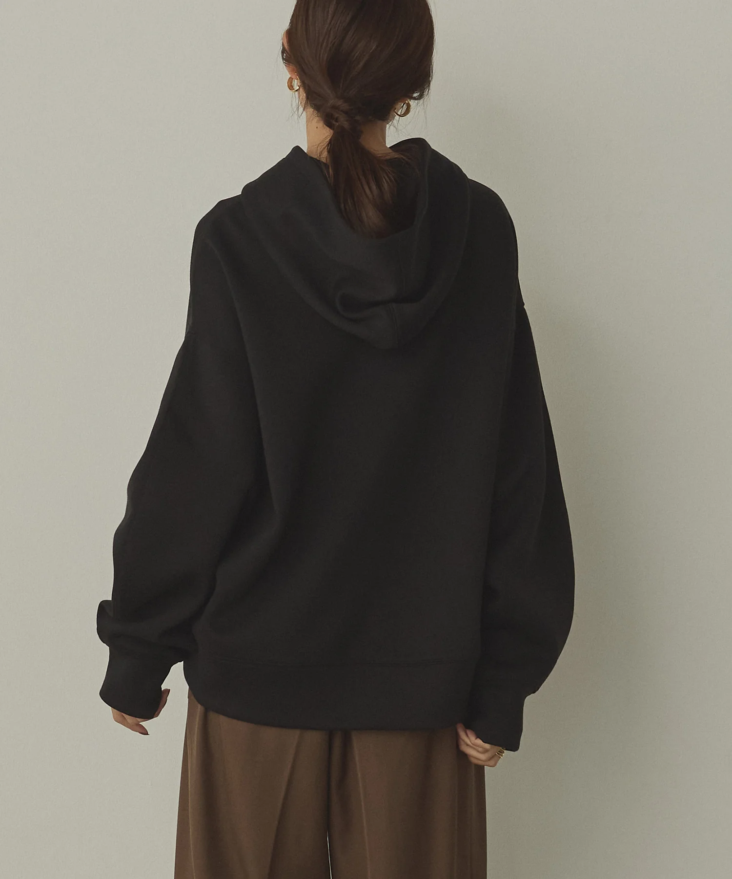 コクーンスリーブ ダンボールパーカー