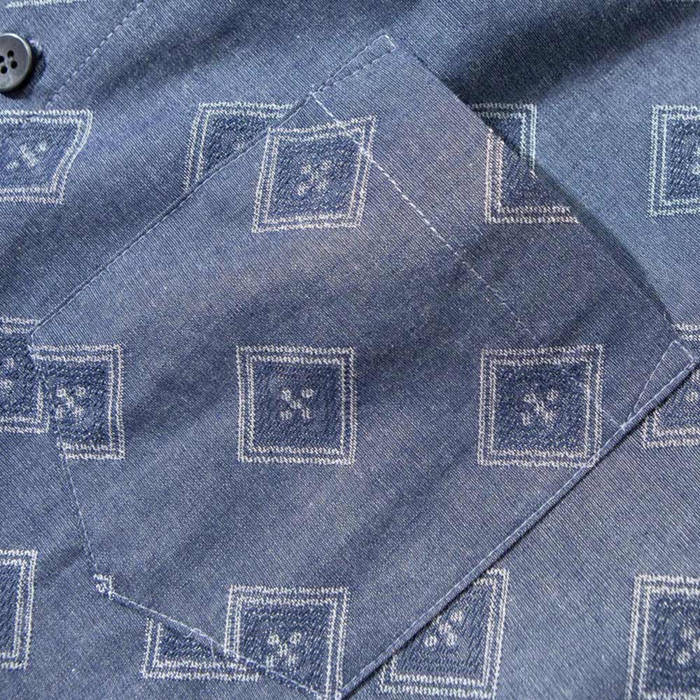 和風シンプルデザイン　レトロな幾何学ジャカード長袖シャツ