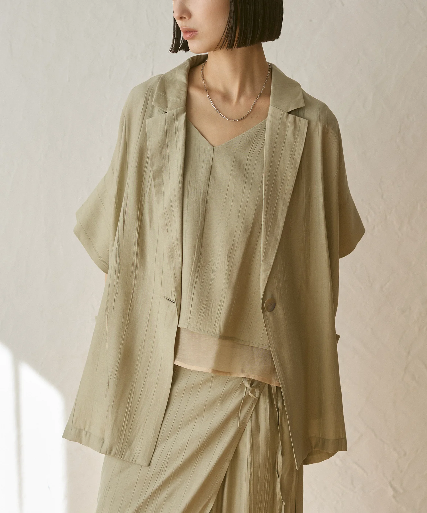 ワッシャーサテン シャツジャケット