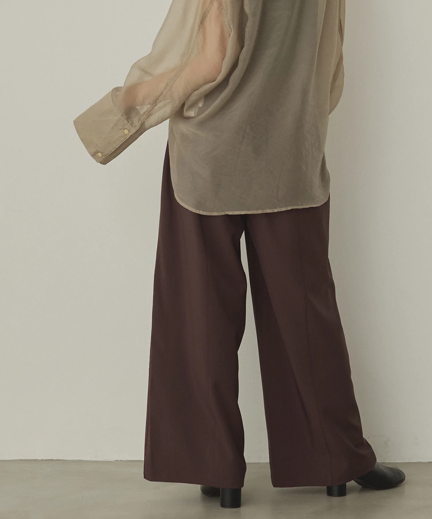 サイドライン ワイドストレートパンツ