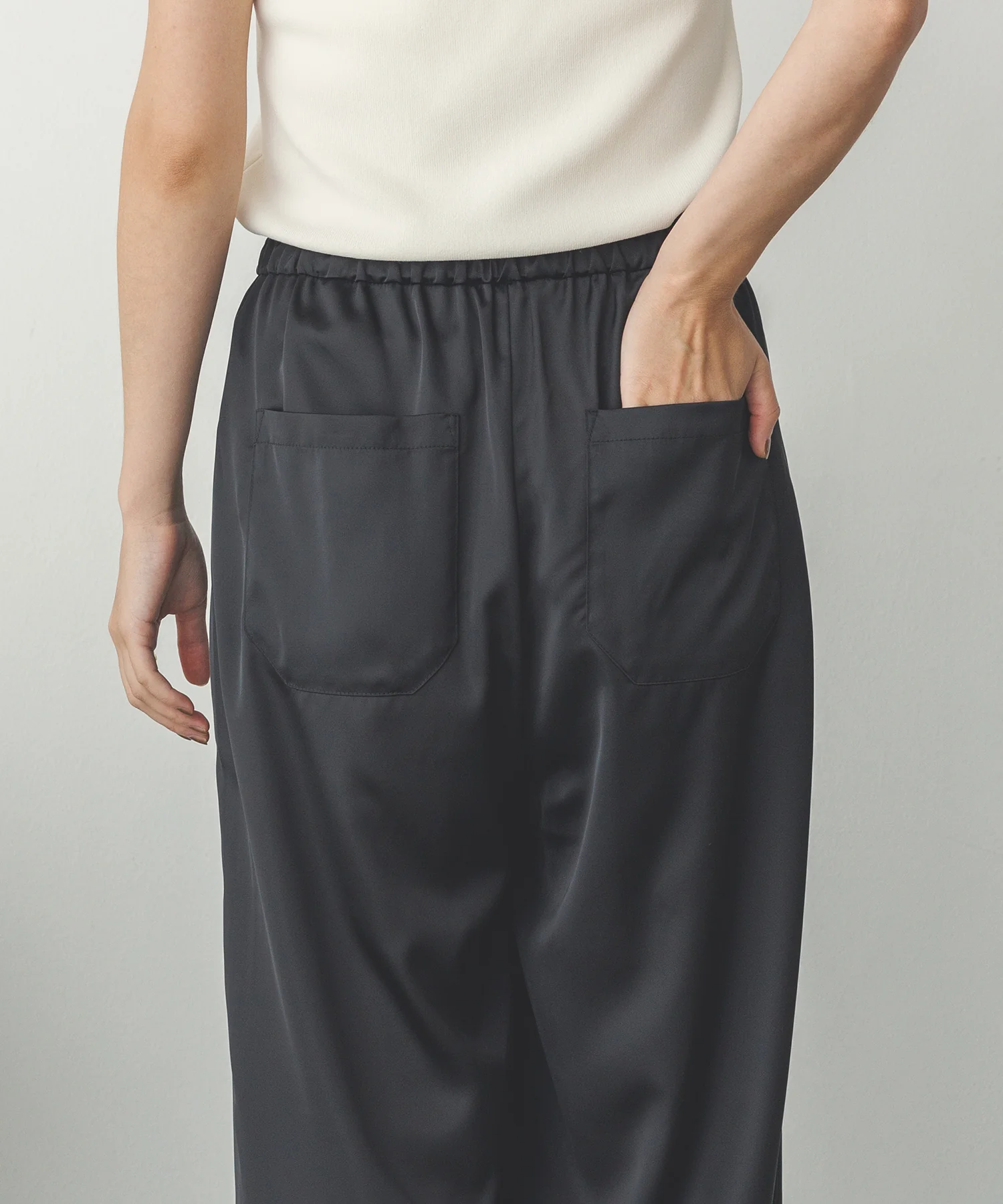 【WEB限定/別注】サテンパラシュートパンツ