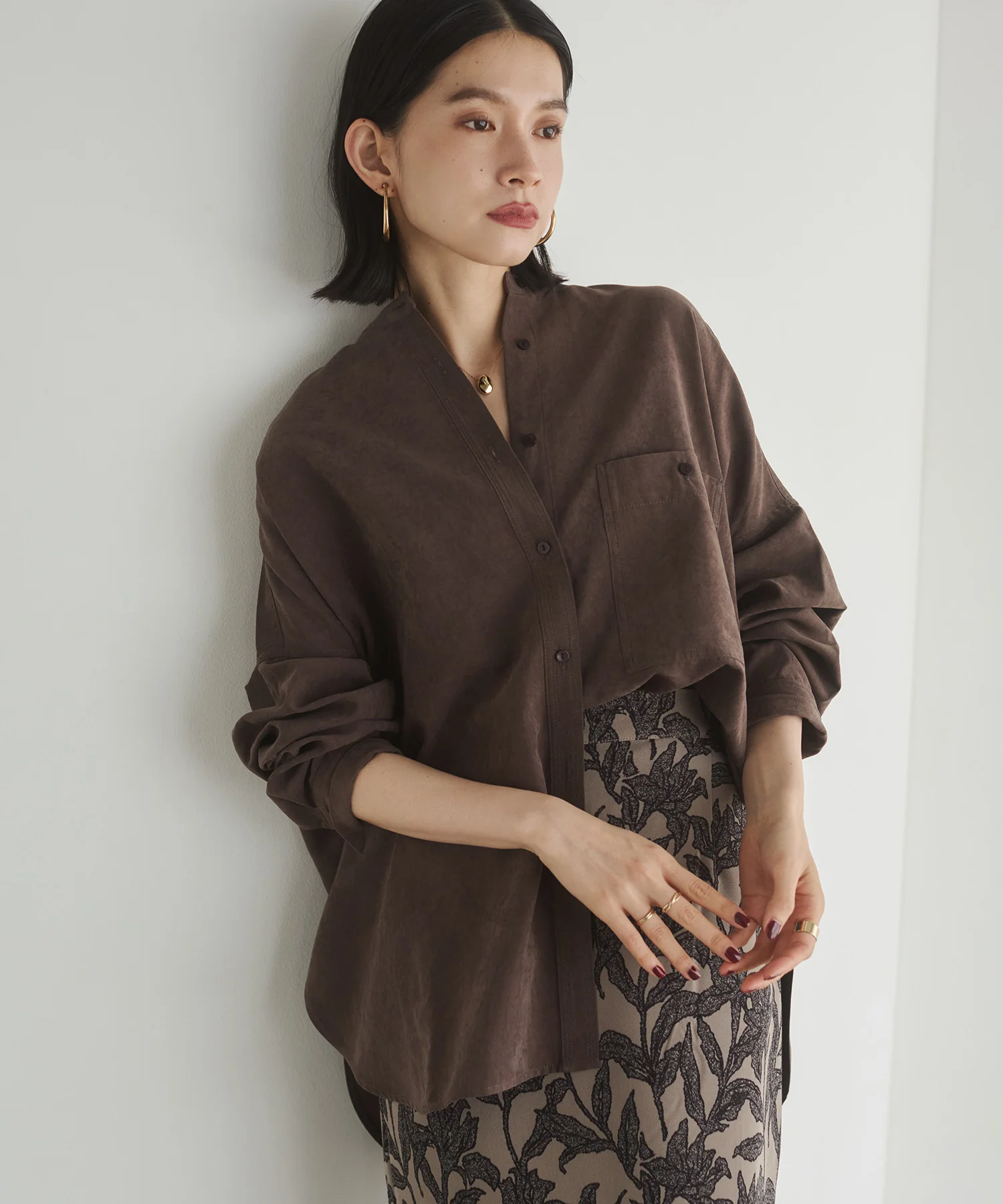 【WEB限定/別注】スウェードライク バンドカラーオーバーサイズシャツ