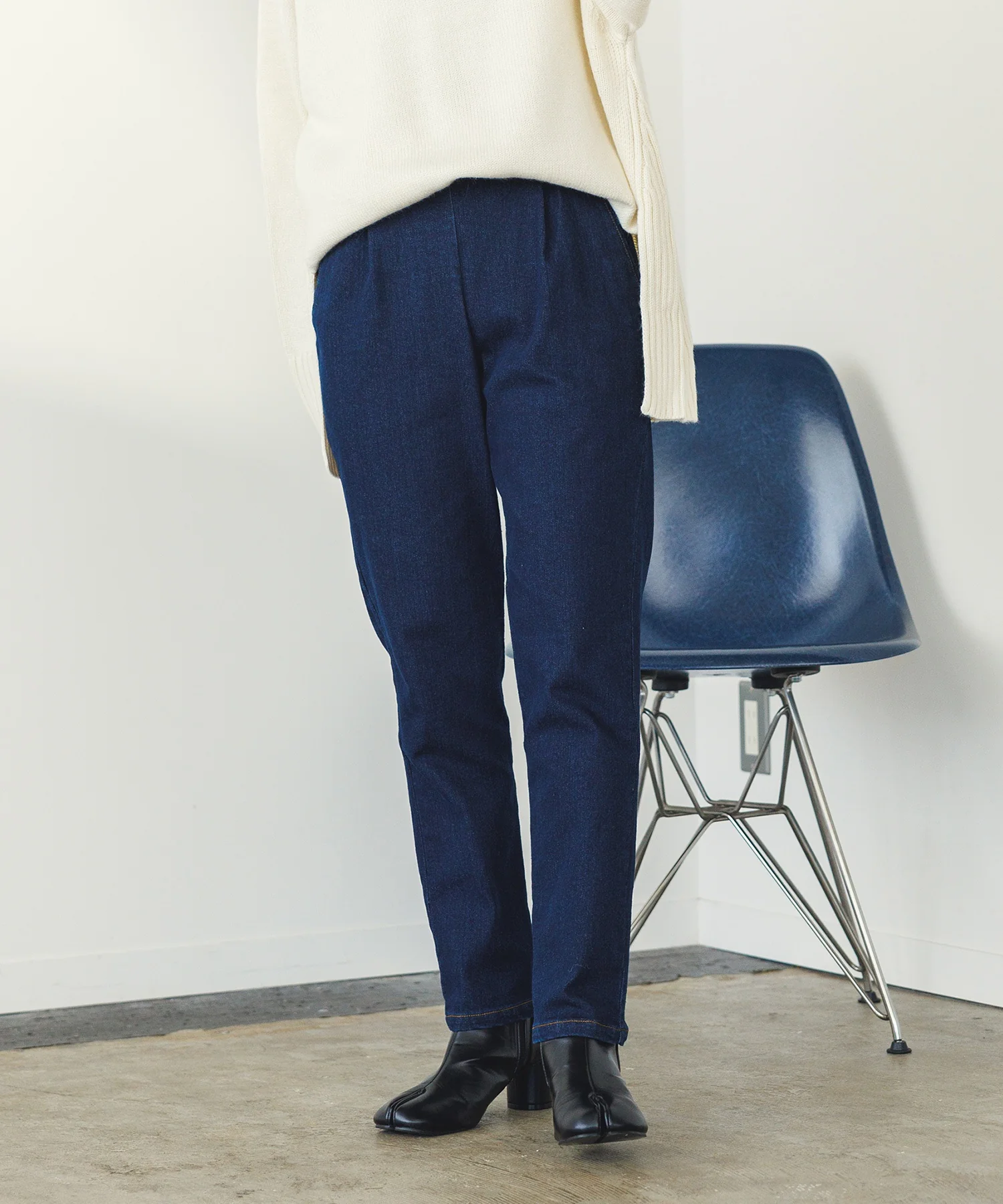 【ストレッチ】裏起毛デニムテーパードパンツ S Mサイズ