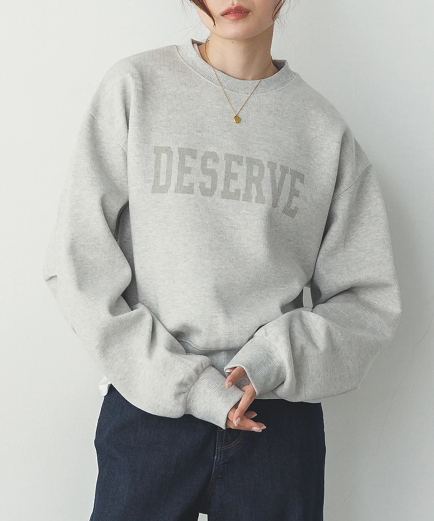 スリーブタック ロゴプリントスウェット