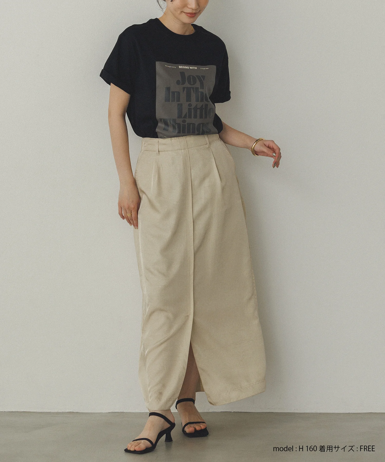 半袖 ロゴプリントTシャツ