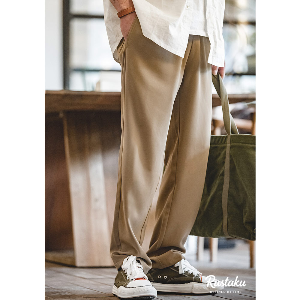 ミッドライズストレートカーキスラックス　シワになりにくい イージーケア