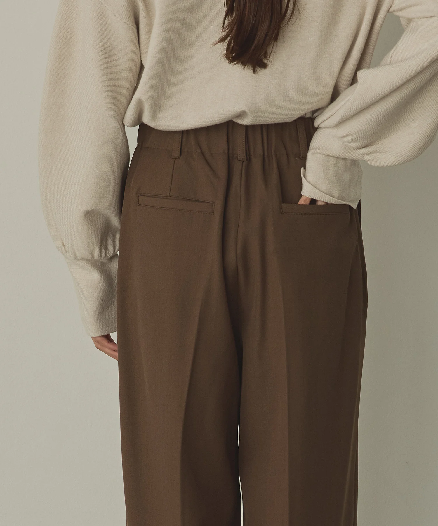 ポリツイル タックパンツ