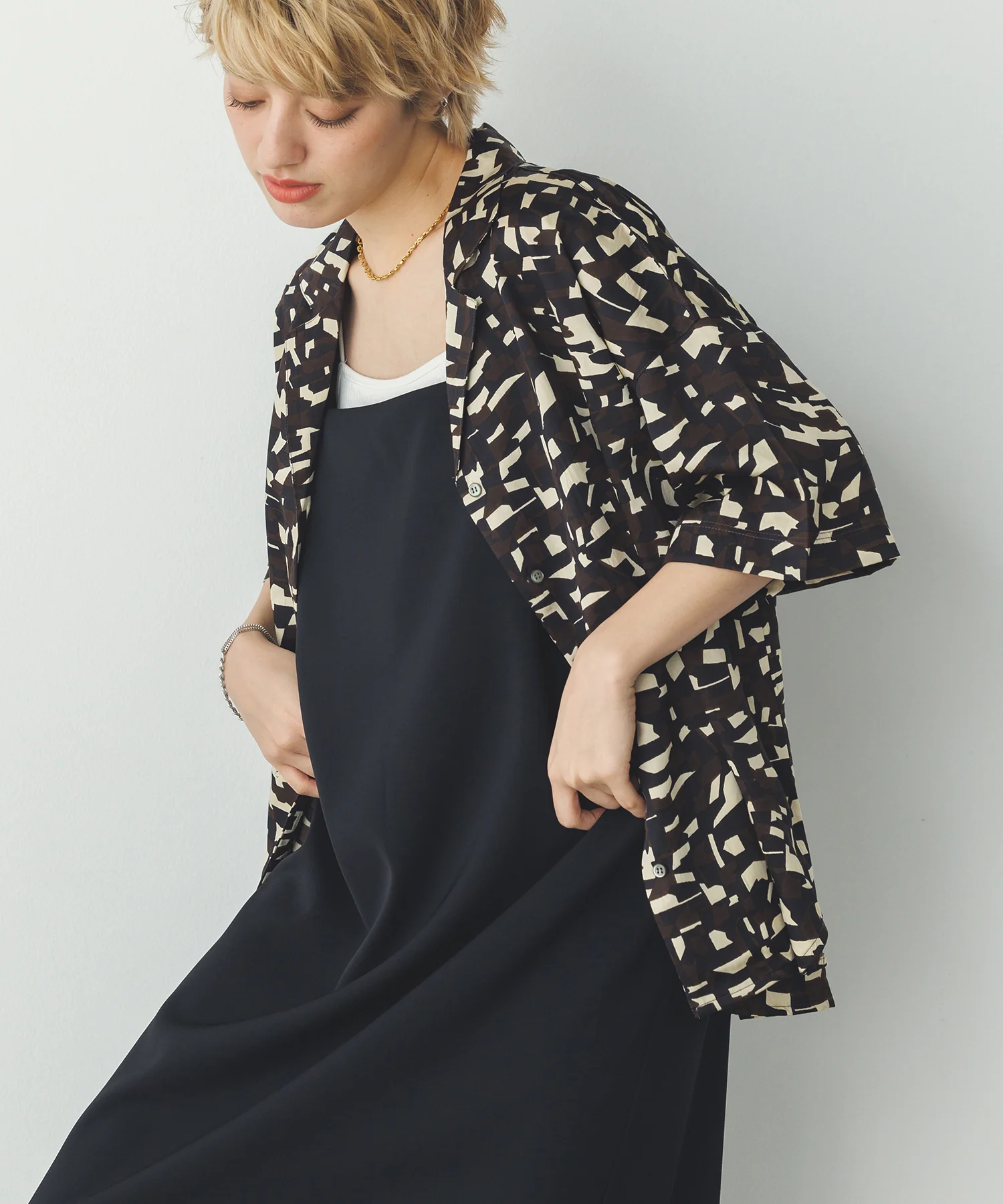 ジオメトリックプリント 半袖シャツ