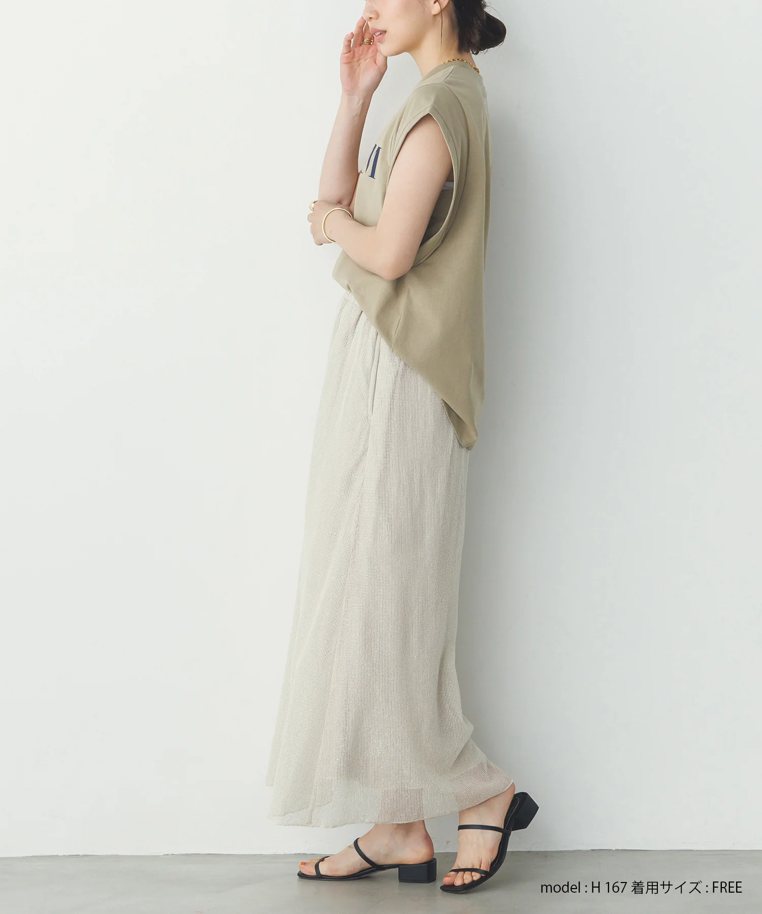 ノースリーブ プリントTシャツ