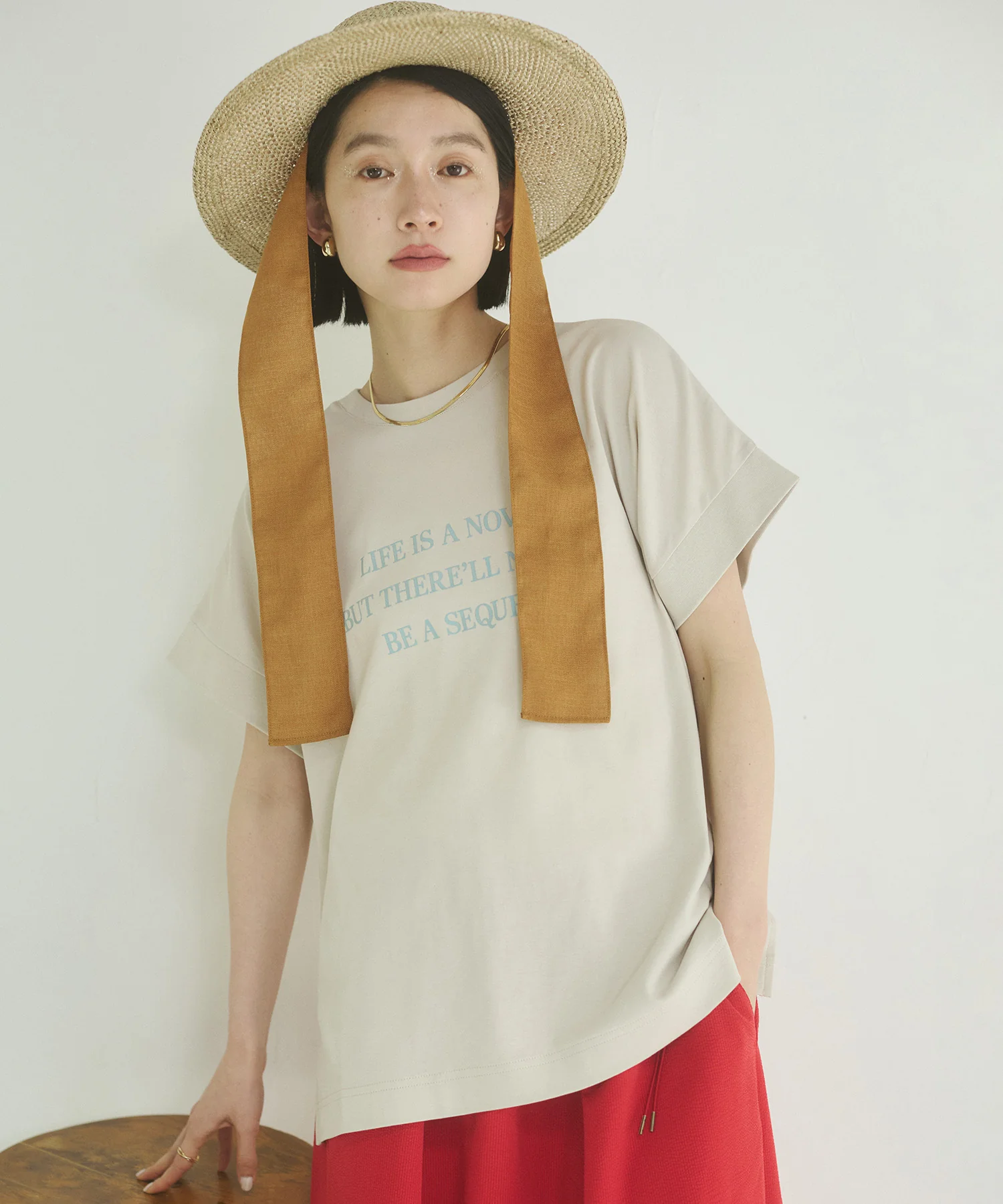 紫外線変化 ロゴTシャツ