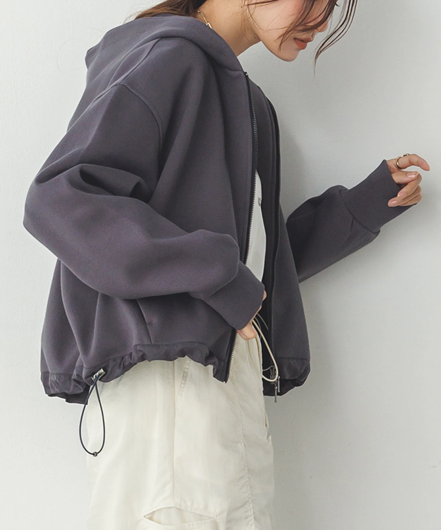 ダブルジップ ショートフーディ