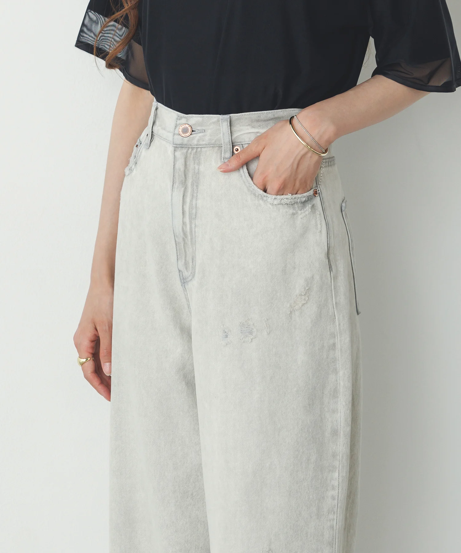 ダメージデニム ゆるストレートパンツ