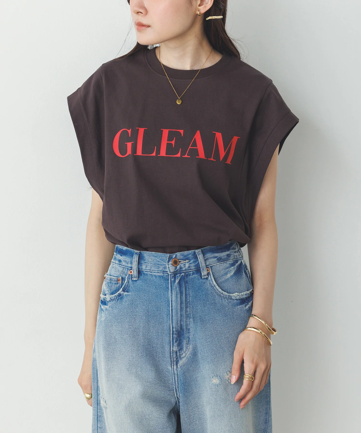 ノースリーブ プリントTシャツ