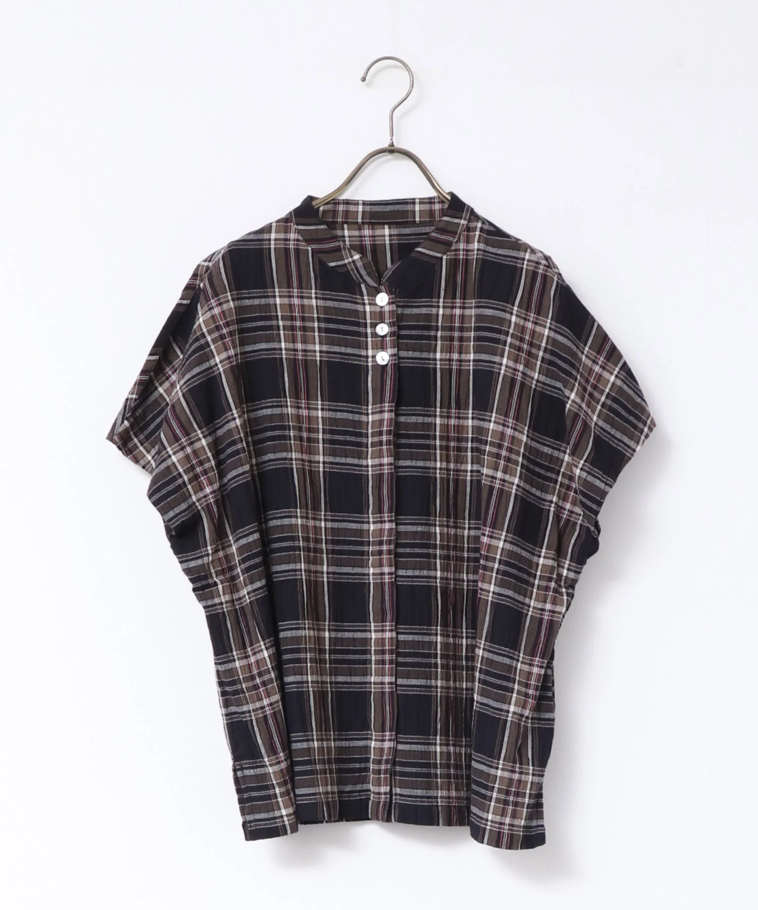 チェックシャツ