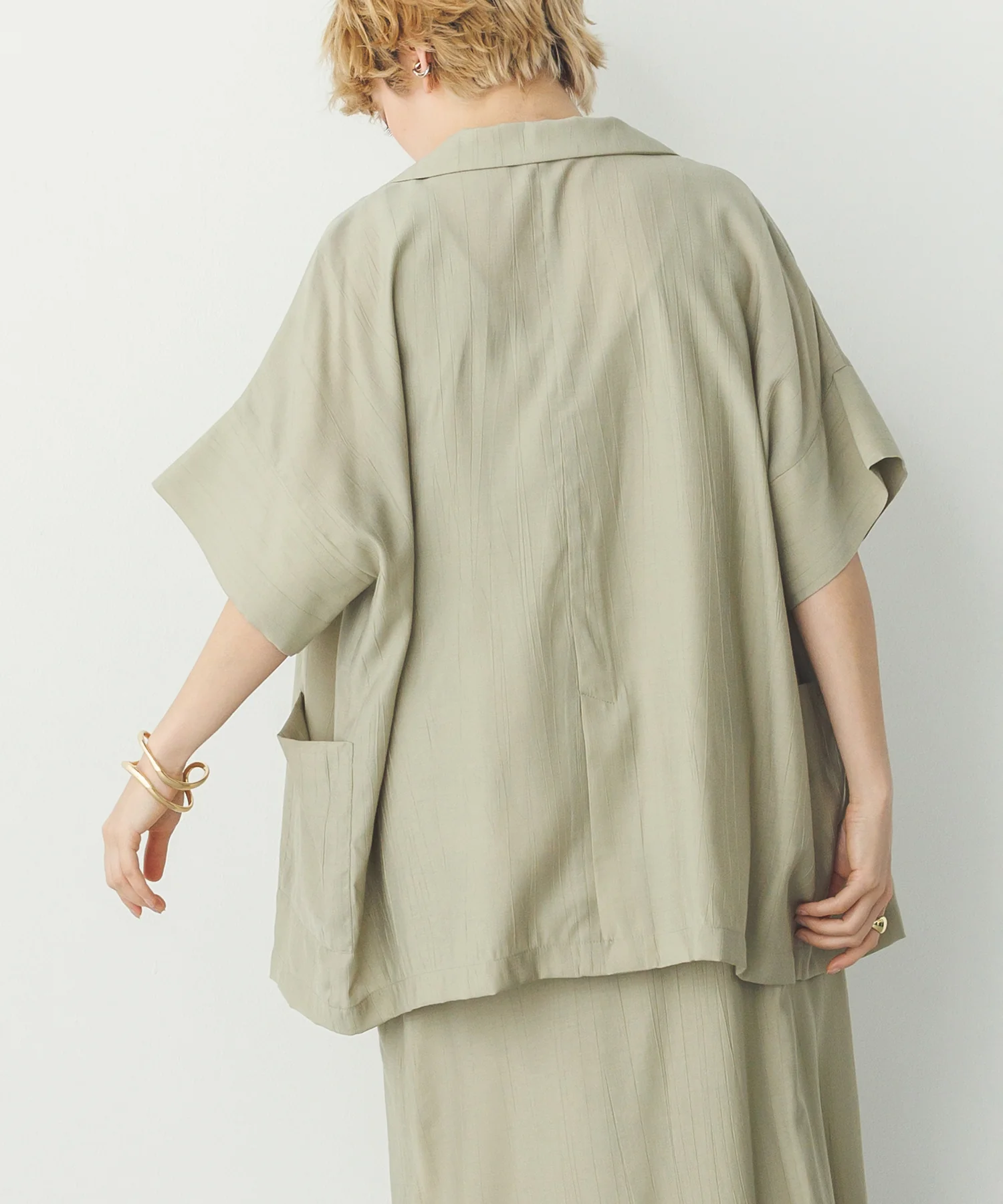 ワッシャーサテン シャツジャケット