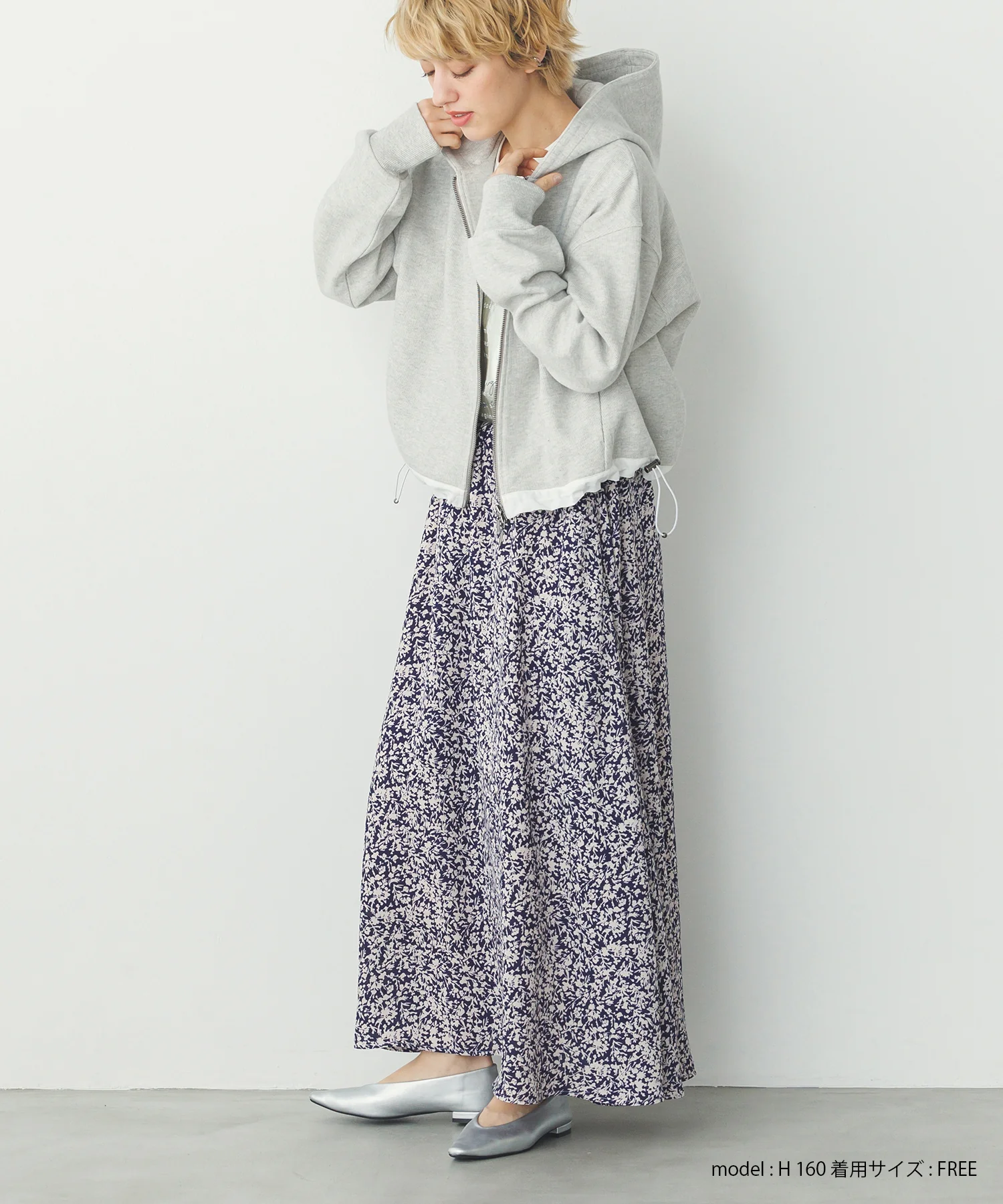 ダブルジップ ショートフーディ