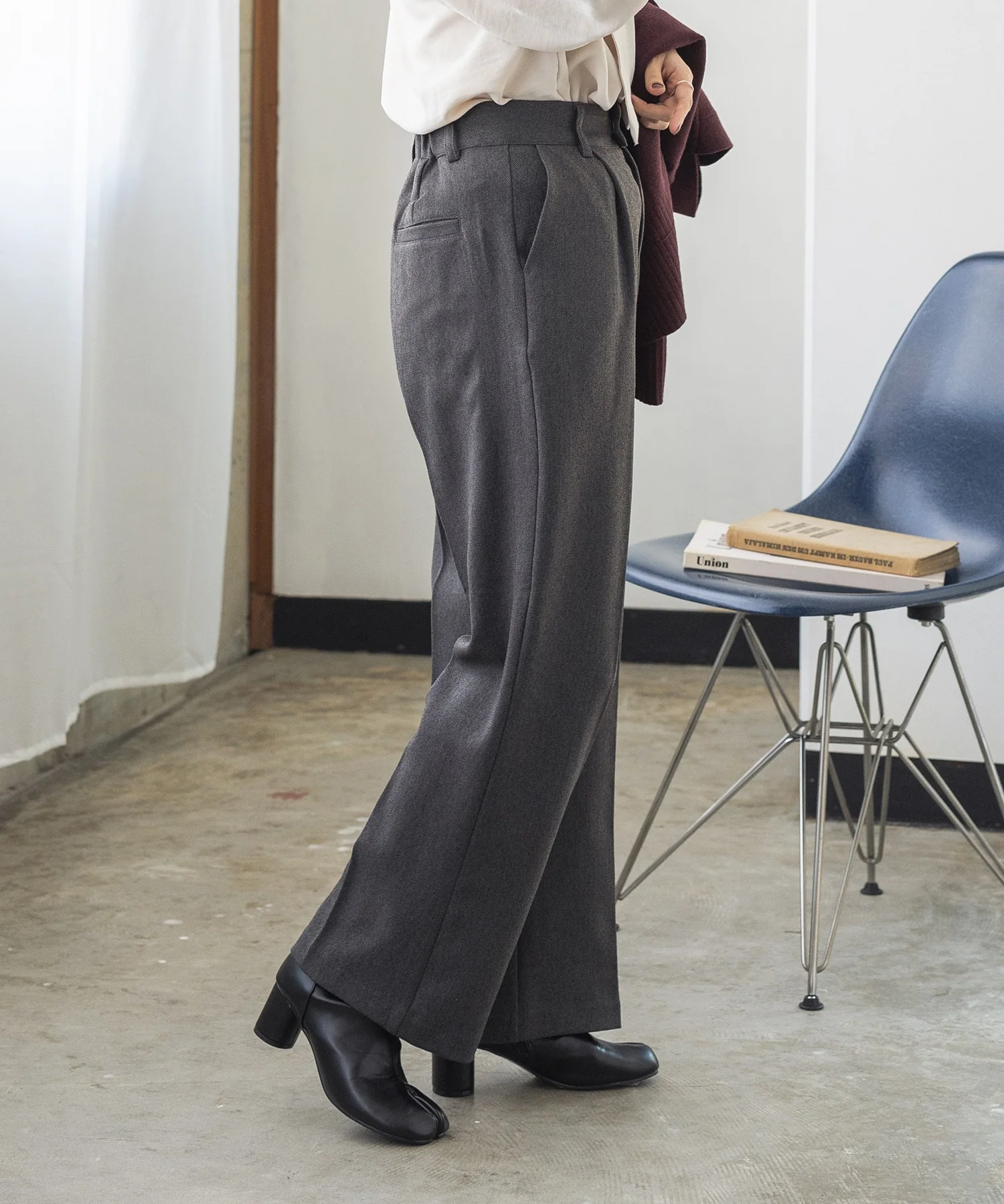 ウールライクストレートパンツ