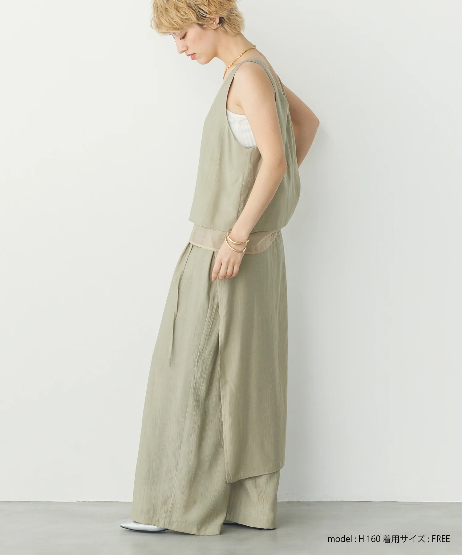 ワッシャーサテン ゆるタンクトップ