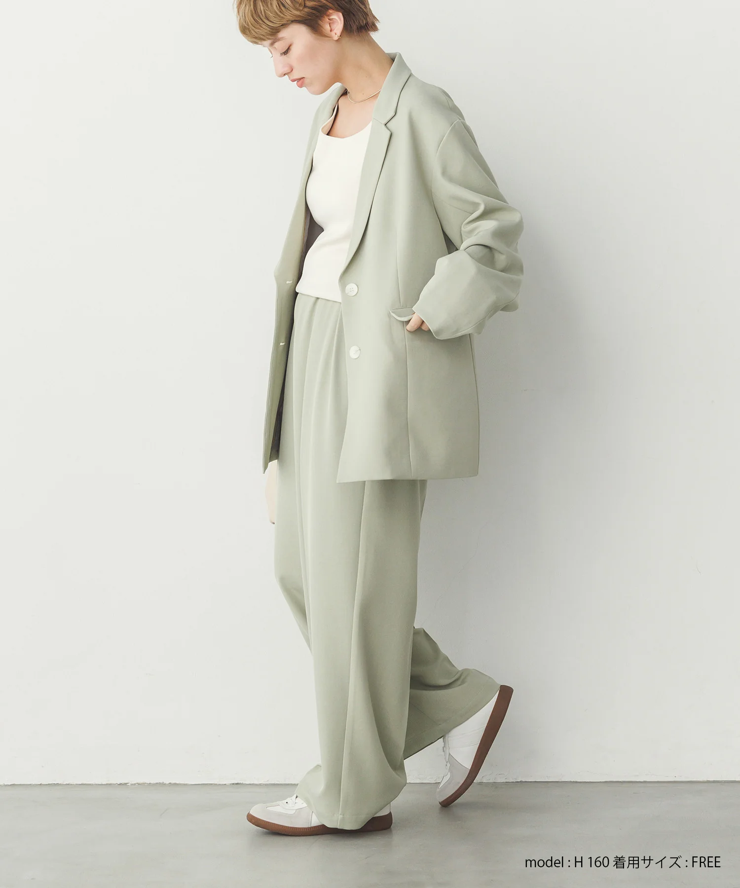 ストレッチポリツイル オーバージャケット