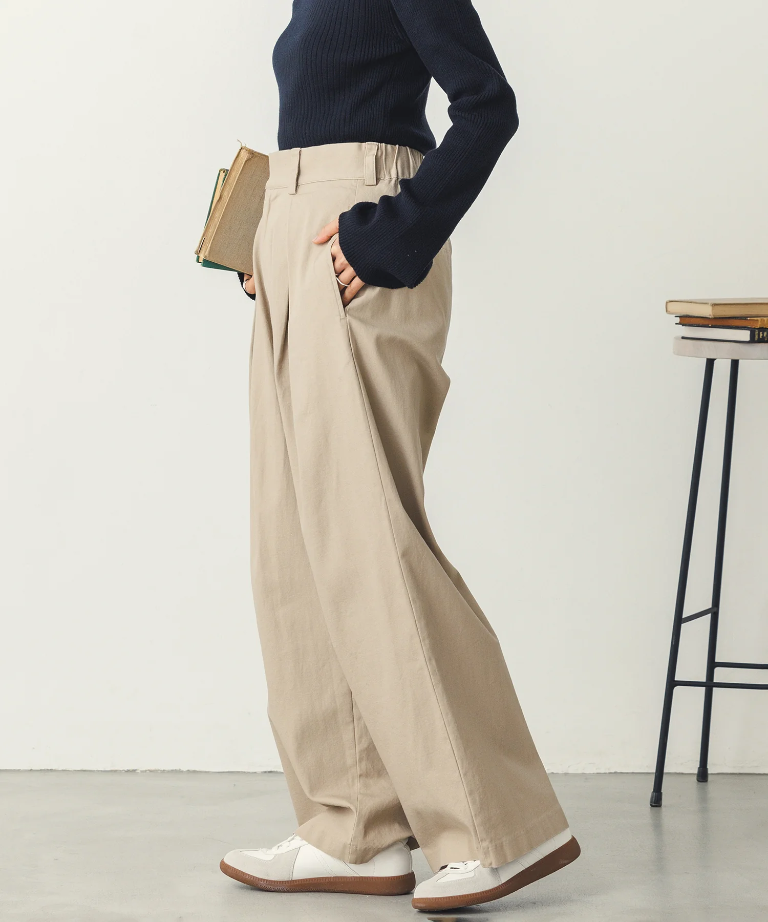 ストレッチストレートワイドパンツ